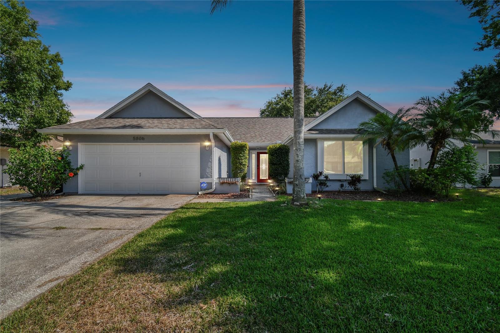 Silver Moon Ave, Tampa, FL 33625