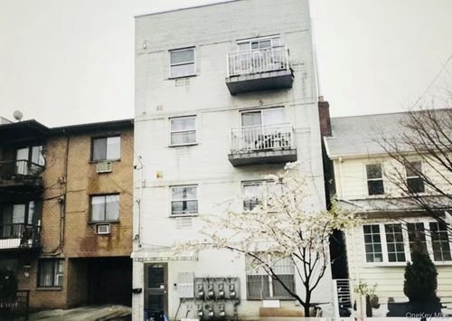 5212 102nd St, Corona, NY, 11368-5189 | Card Image