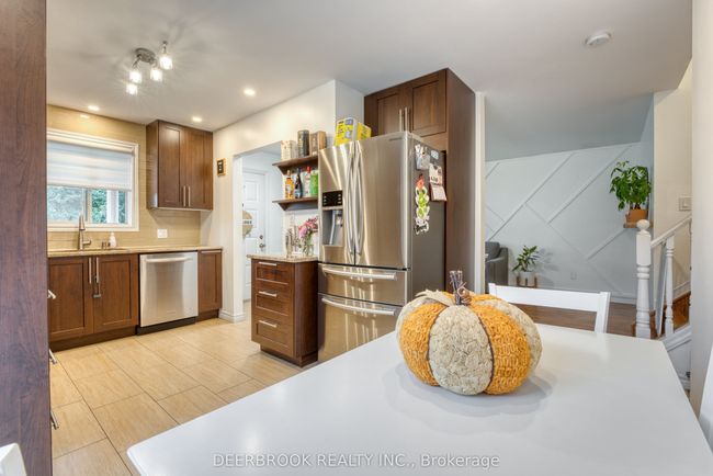 2620 Allyson Ave, House other with 4 bedrooms, 2 bathrooms and 2 parking in Windsor ON | Image 14