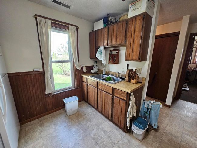 Kitchen/Unit 2 | Image 23