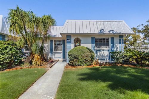 4215-4215 Regal Pl, NEW PORT RICHEY, FL, 34652-5626 | Card Image