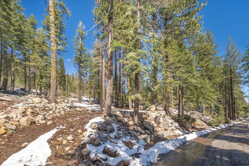 51337 Jeffery Pine Drive, Soda Springs, CA, 95728 | Card Image