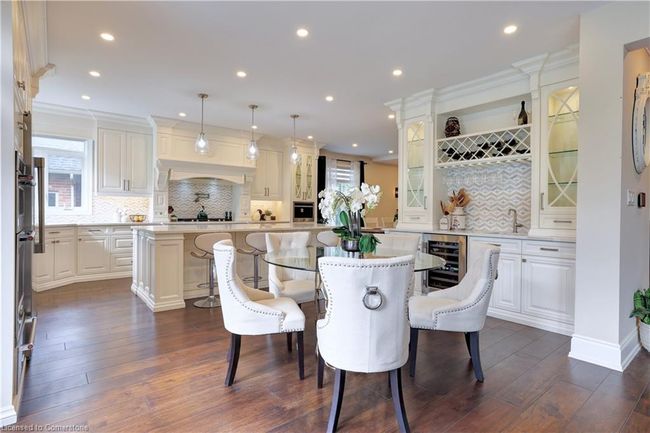 48 Palomino Dr, House other with 5 bedrooms, 5 bathrooms and 12 parking in Carlisle ON | Image 13