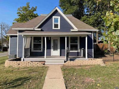 110 W Shawnee St, House other with 4 bedrooms, 1 bathrooms and null parking in Paola KS | Image 1