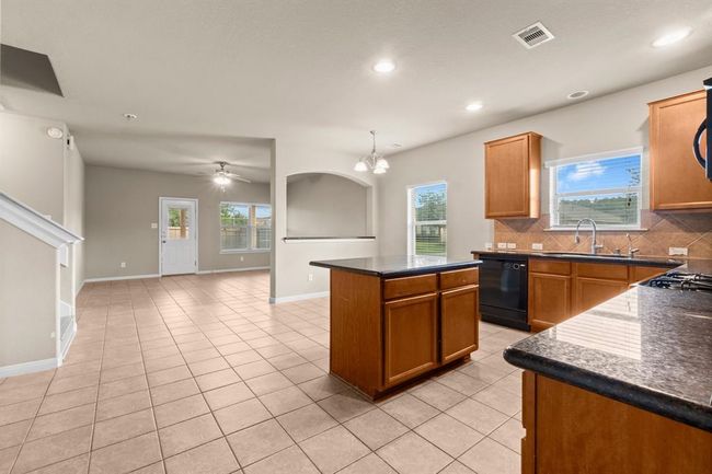 2827 Lockeridge Oaks Dr, House other with 4 bedrooms, 3 bathrooms and 2 parking in Spring TX | Image 9