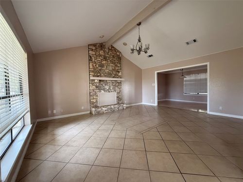 5850 Dacy Ln, Buda, TX, 78610-5739 | Card Image