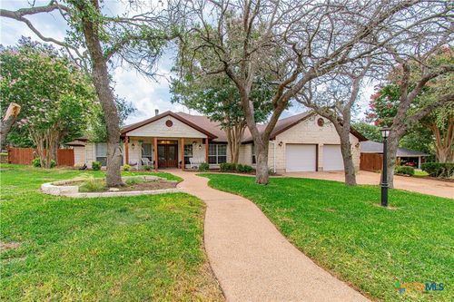 1909 Grand Cyn, Lampasas, TX, 76550-3536 | Card Image