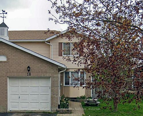 18 Moderwell St, Stratford, ON, N5A7T9 | Card Image