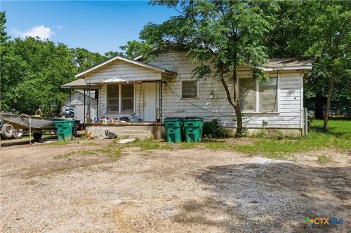 2003 Terral Ct, Cameron, TX, 76520-1828 | Card Image