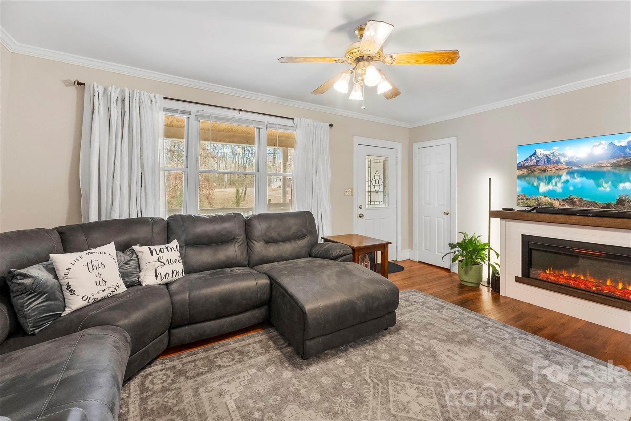 Residential in Belmont 4