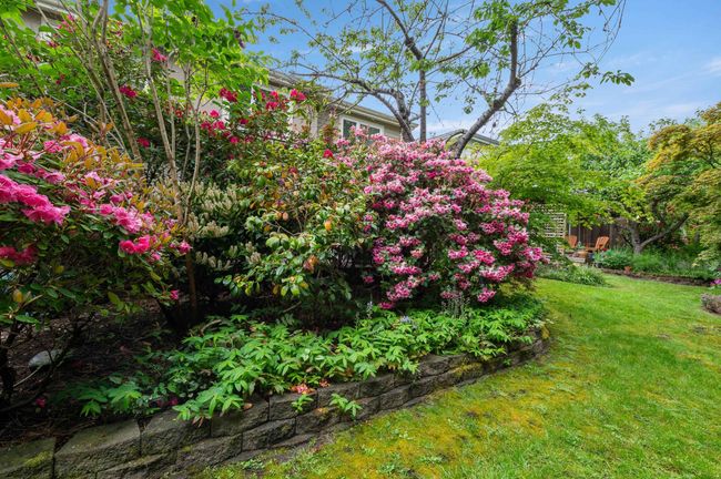 1452 Stevens St, Townhouse with 3 bedrooms, 3 bathrooms and 5 parking in White Rock BC | Image 38