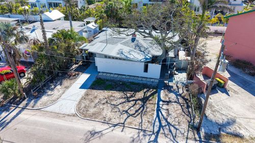 132 Harrison Dr, SARASOTA, FL, 34236-2116 | Card Image