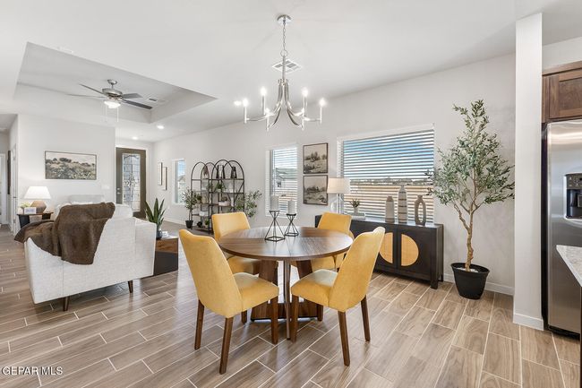 Spacious Living Area | Image 10