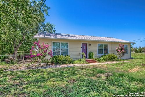 660 Ranch Road 1, Stonewall, TX, 78671 | Card Image