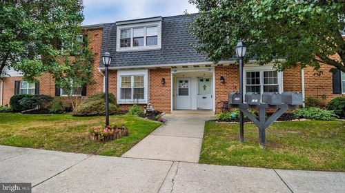 28 Rose Rita Ter, HAMMONTON, NJ, 08037-1829 | Card Image