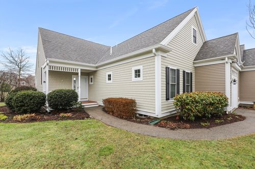 2-2 Amberwood Ct, Bourne, MA, 02532-8324 | Card Image