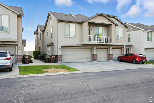 729 Buckingham Dr, North Salt Lake, UT, 84054-6099 | Card Image