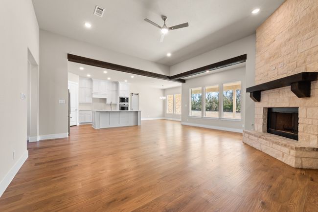 1040 Julian Dr, House other with 4 bedrooms, 3 bathrooms and null parking in Van Alstyne TX | Image 9