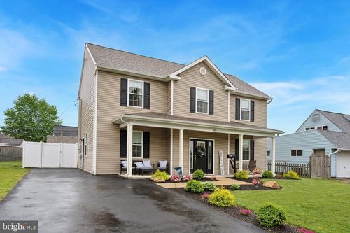 120 Northturn Ln, LEVITTOWN, PA, 19054-3823 | Card Image