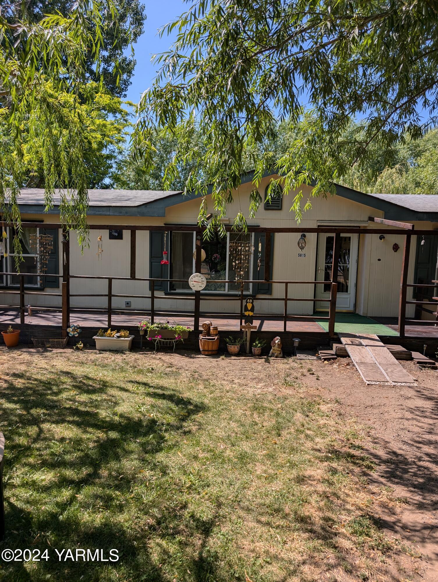 Oak Ave, Yakima, WA 98903