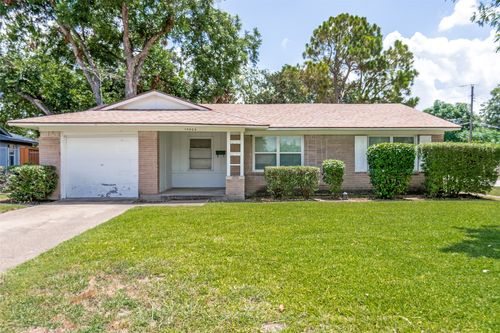 13404 Glenside Dr, Farmers Branch, TX, 75234-5043 | Card Image
