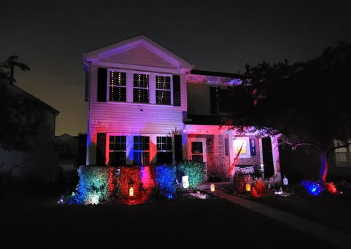 28 Waterbury Cir, Oswego, IL, 60543-7929 | Card Image