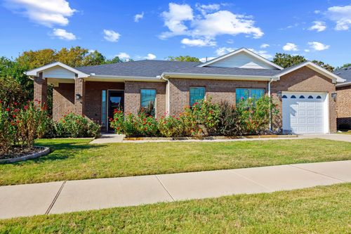 829 Hearthside Way, Mckinney, TX, 75071-4815 | Card Image