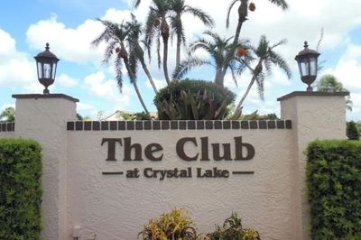 11 - 8474 Charter Club Circle, Condo with 2 bedrooms, 2 bathrooms and null parking in Fort Myers FL | Image 1