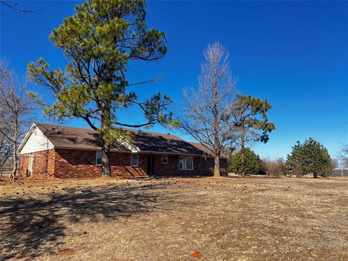 819 Crystal, Tuttle, OK, 73089-8511 | Card Image