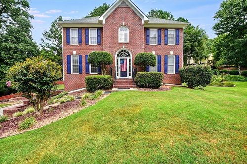 2035 Putnam Pt, Lawrenceville, GA, 30044-7702 | Card Image