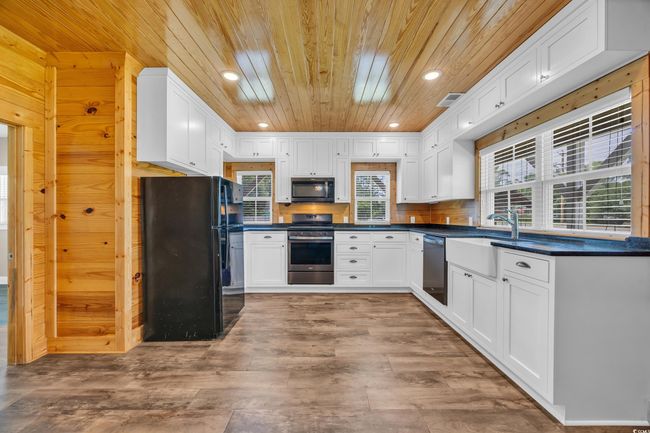 1039 Forest Dr, House other with 4 bedrooms, 3 bathrooms and 8 parking in Conway SC | Image 10