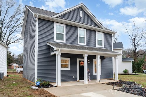 1124 Thayer Glen Court, Charlotte, NC, 28213 | Card Image