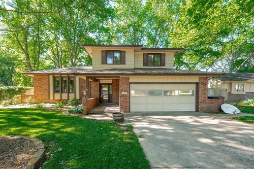 1112 E James St, Derby, KS, 67037 | Card Image