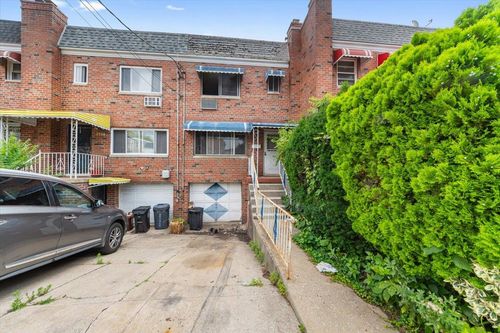 2814 Bruner Ave, Bronx, NY, 10469-3403 | Card Image
