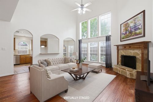 2305 Trickling Creek Dr, Garland, TX, 75041-2175 | Card Image
