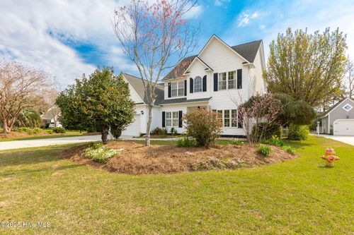 111 Plantation Cir, Beaufort, NC, 28516-1757 | Card Image