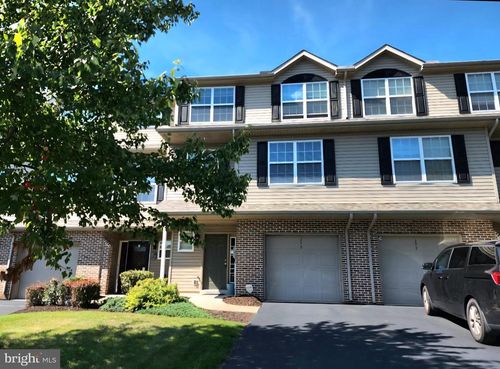 275 Thrush Dr, Hummelstown, PA, 17036-8835 | Card Image