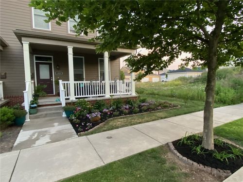 1223 Columbus Ave, Pittsburgh, PA, 15233-1204 | Card Image