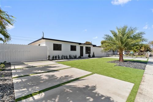 5420 Nw 182nd St, Miami Gardens, FL, 33055-3155 | Card Image