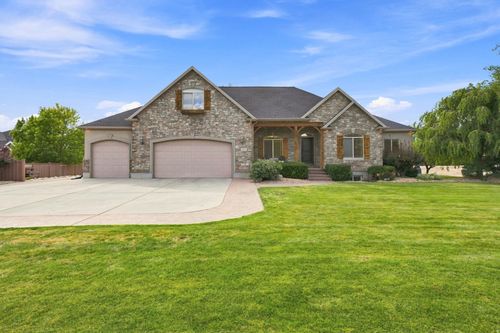 10313 N 6800 W, Highland, UT, 84003-9238 | Card Image