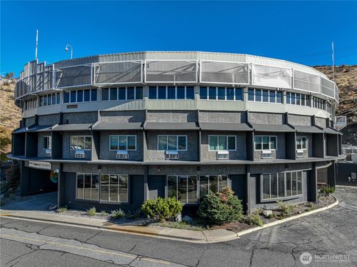 218-503 E Highland Ave, Chelan, WA, 98816-8631 | Card Image