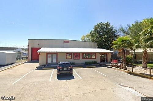 67 Eglin St, Fort Walton Beach, FL, 32547-2725 | Card Image