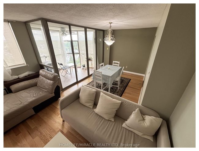 1409 - 2760 Carousel Cres, Condo with 2 bedrooms, 2 bathrooms and 1 parking in Gloucester ON | Image 44
