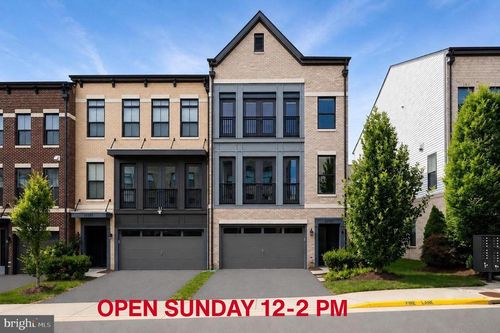 42297 Crawford Ter, BRAMBLETON, VA, 20148-4924 | Card Image