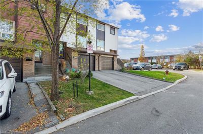 176 - 1221 Dundix Rd, Townhouse with 3 bedrooms, 1 bathrooms and 2 parking in Mississauga ON | Image 3