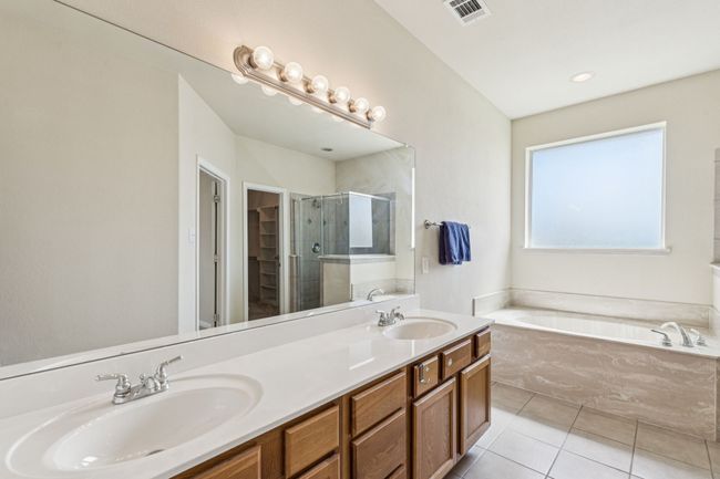 6602 Orange Blossom Dr, House other with 4 bedrooms, 2 bathrooms and null parking in Midlothian TX | Image 19
