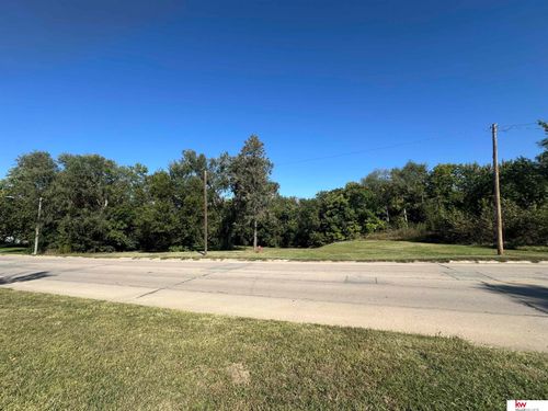 East Superior E 9th St, Superior, NE, 68978 | Card Image