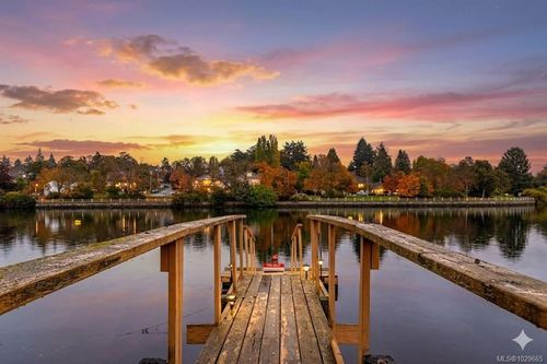 1178 Rhoda Lane, Esquimalt, BC, V9A4H2 | Card Image