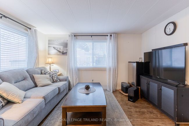 265 Pebble Beach Pky, House other with 2 bedrooms, 2 bathrooms and 2 parking in Grand Bend ON | Image 25