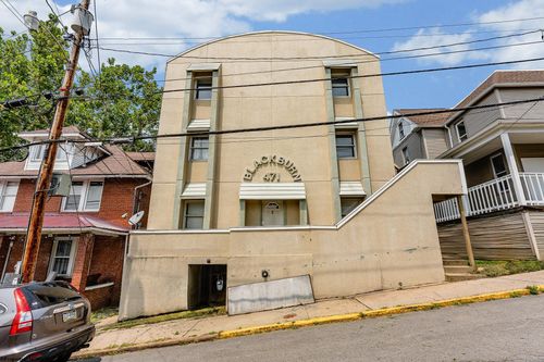 471 Dallas St, Morgantown, WV, 26505-0264 | Card Image